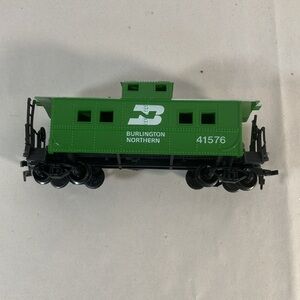 HO Scale Burlington and Northern Caboose from Life Like.